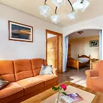 Thormaehlenhof Apartment